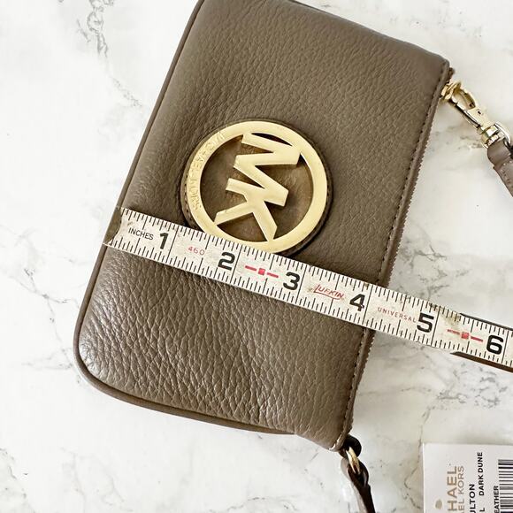 Michael Kors Fulton Dark Dune Top Zip Leather Wristlet Goldtone Hardware - Picture 10 of 10